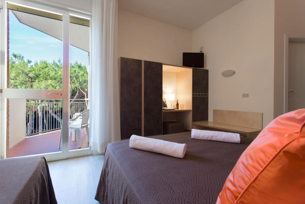 Hotel Antares Cervia Eksteriør bilde